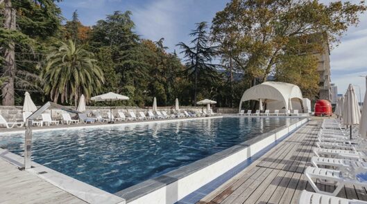 Открытый бассейн