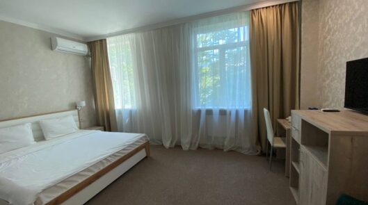 Сьюит трехкомнатный