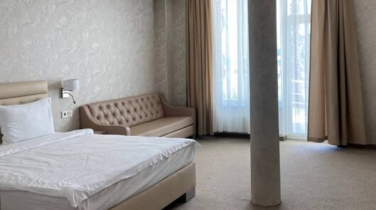 Супериор / на море